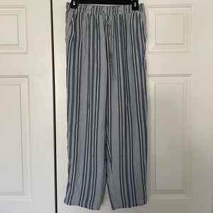 American Eagle Blue and White Striped Flowy Pants
